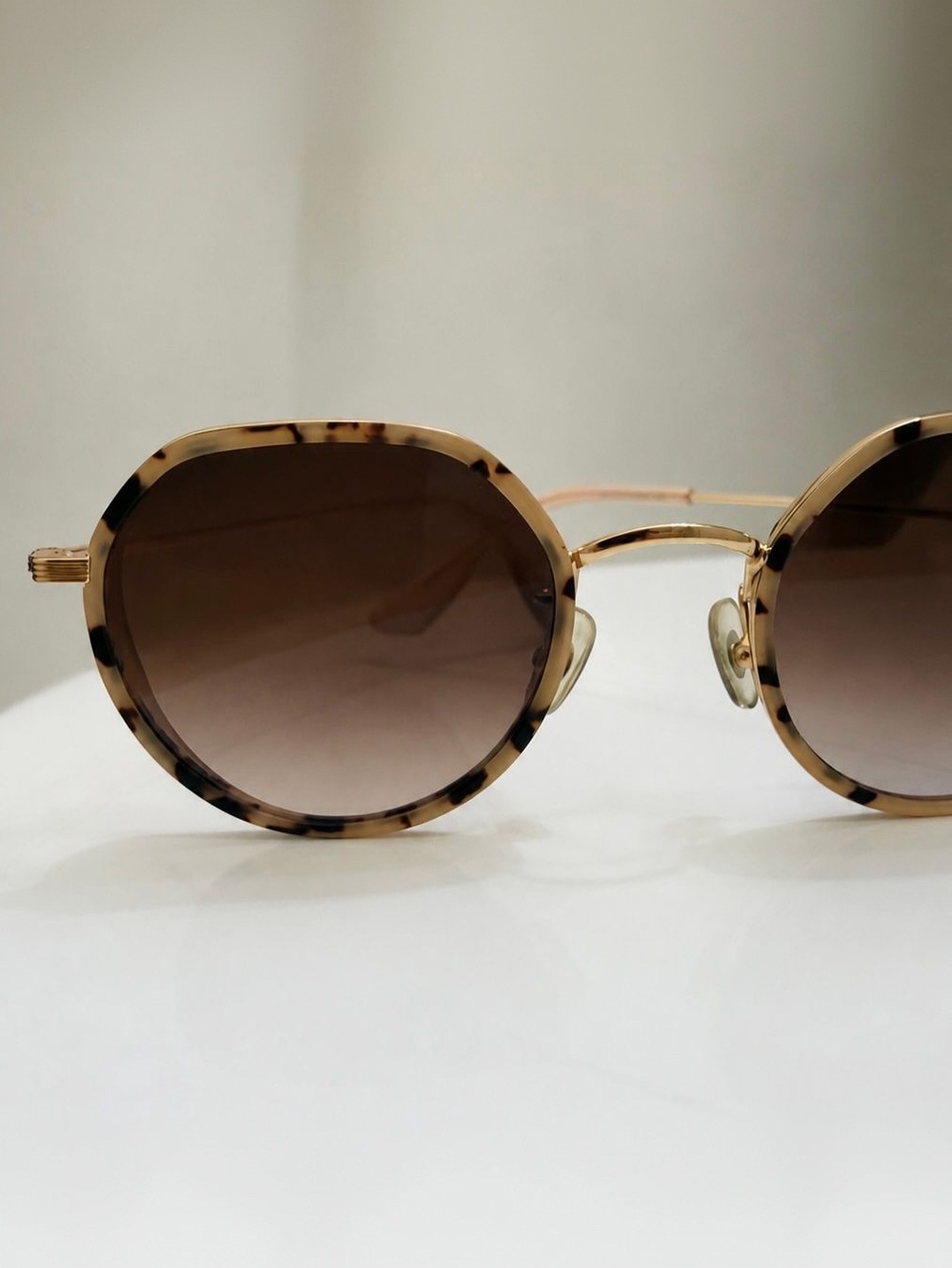 KREWE Calliope • Matte Oyster 24K